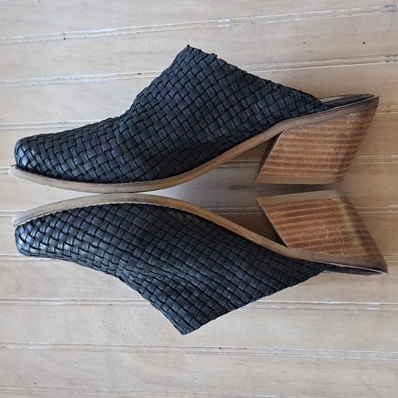 Joie Brand Western Heeled Woven Leather Blk Color Quality Comfortable Clogs Mugs - Picture 8 of 12